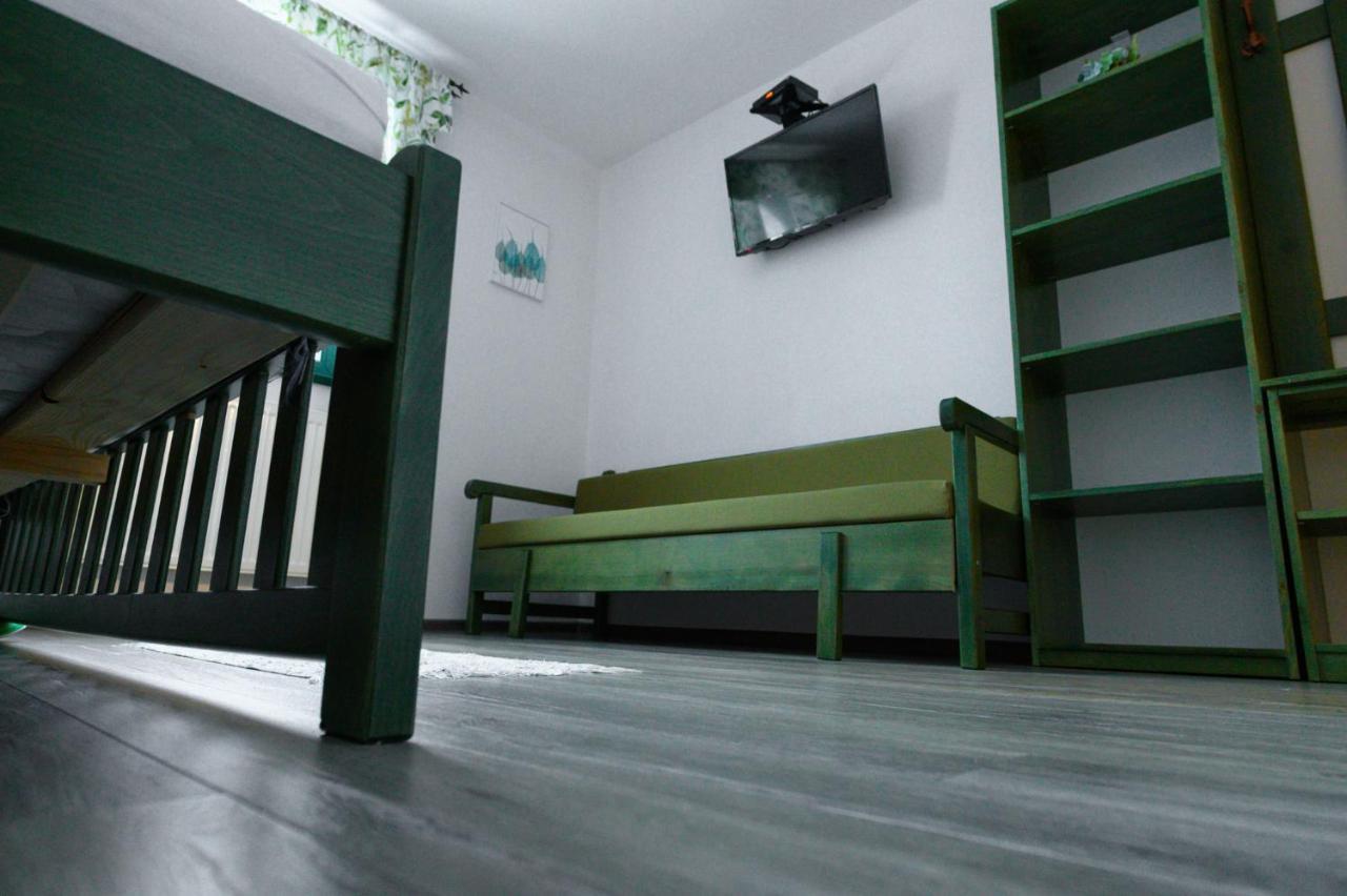 Kadarhaz Bed & Breakfast เวเลซา ภายนอก รูปภาพ