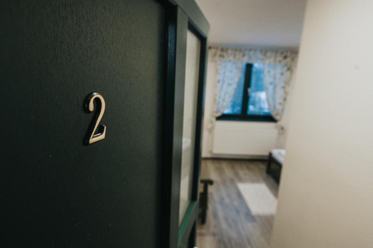 Kadarhaz Bed & Breakfast เวเลซา ภายนอก รูปภาพ